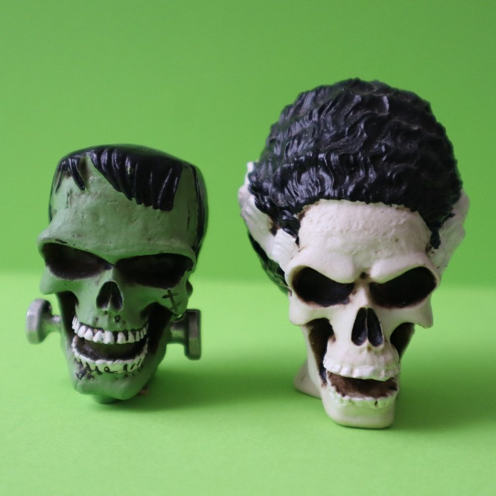 Bride of Frankenstein Skull Couple